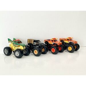 Hot Wheels Toy Monster Trucks Set of 4 Monster Jam 1:64 Scale Max Destruction